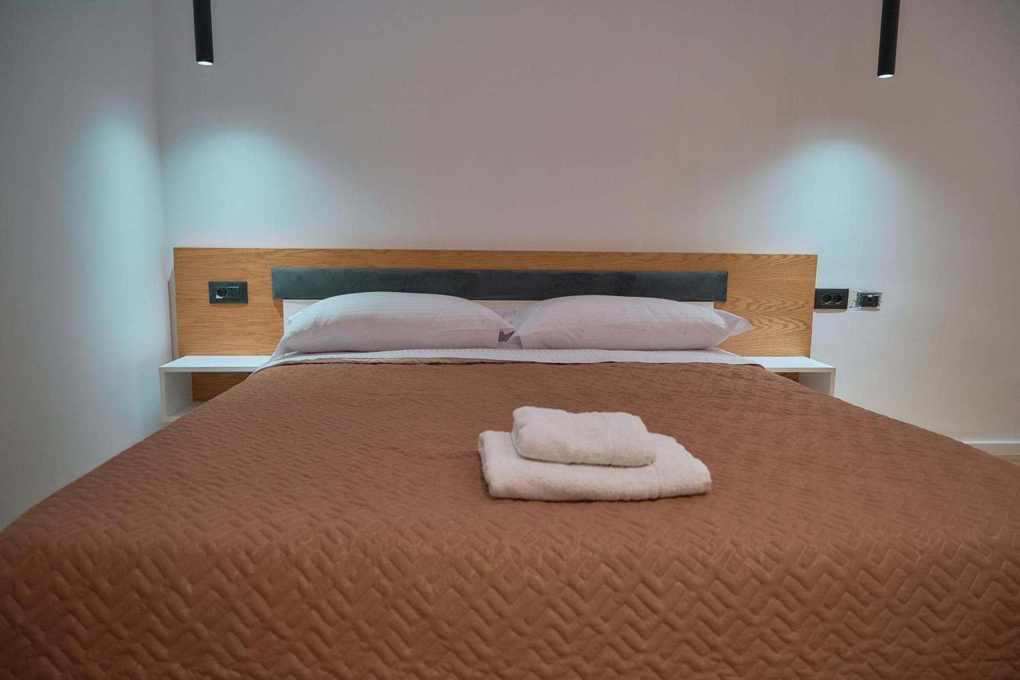Kalpazo Inn Tirana Extérieur photo