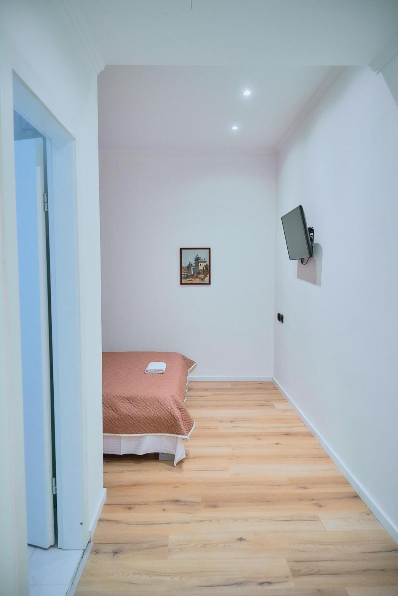Kalpazo Inn Tirana Extérieur photo